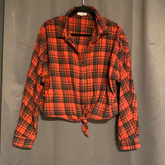 Newbury Kustom Plaid Crop Top - Picture 1 of 6